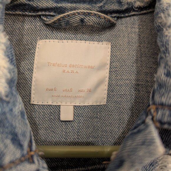 Zara Distressed Denim Jacket - Picture 2 of 3